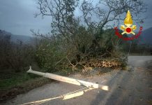 Maltempo, vigili del fuoco impegnati in tutta la provincia. Chiuse le scuole a Solofra