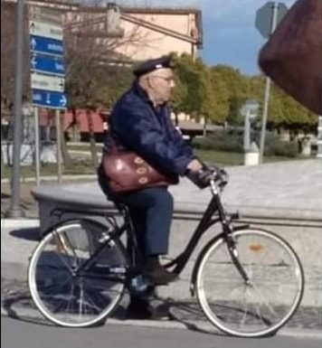 Cè Posta Per Te Il Postino Della De Filippi A Conza