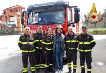 I Vigili del Fuoco di Avellino lo salvarono sull’A16, dopo un anno di cure li ha incontrati