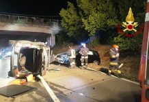 Avellino, scontro tra auto sulla variante, donna grave all’ospedale