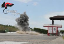 Trevico, ordigno davanti al supermercato. Indagano i carabinieri