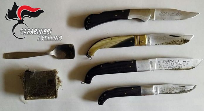 Controlli anti droga ad Avellino, 30enne denunciato per spaccio. Segnalato un assuntore che era con lui