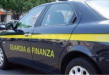 Libri universitari riprodotti e venduti sotto costo ad Avellino, denunce e sequestri