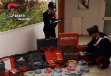 Colti in flagrante e arrestati in Ufita dai Carabinieri due 30enni, sventato un doppio furto