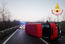 Furgone ribaltato sull’Ofantina bis a Conza, un ferito in ospedale