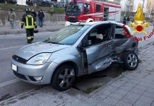 Scontro tra 2 auto a Monteforte, una donna ferita in ospedale