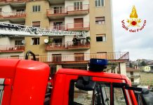 Cucina in fiamme, anziana messa in salvo ad Avellino dai Vigili del Fuoco