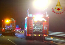 Ad Avellino due auto in fiamme in tarda serata nel quartiere di Valle