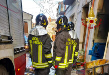 Negozio in fiamme a Lacedonia, spento l’incendio dai Vigili del Fuoco