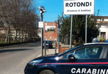 Ferito al fianco con un coltello a Rotondi, anziano denunciato dai Carabinieri