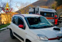 Estratto dall’auto ribaltata a Monteforte, in ospedale ad Avellino 49enne