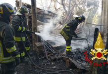 Casolare in fiamme a Grottaminarda e incendi in Irpinia, decine di interventi
