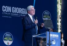 Iandoli al fianco della Premier Meloni a Roma: così combieremo Avellino